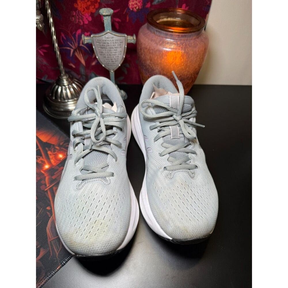 Used Women's Asics Gel-Excite 11 Running Shoes - Size 9 - Picture 2 of 9